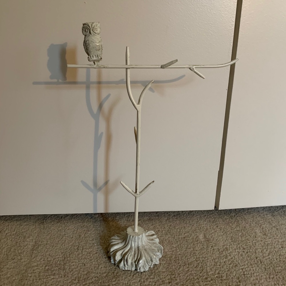 Jewelry holder